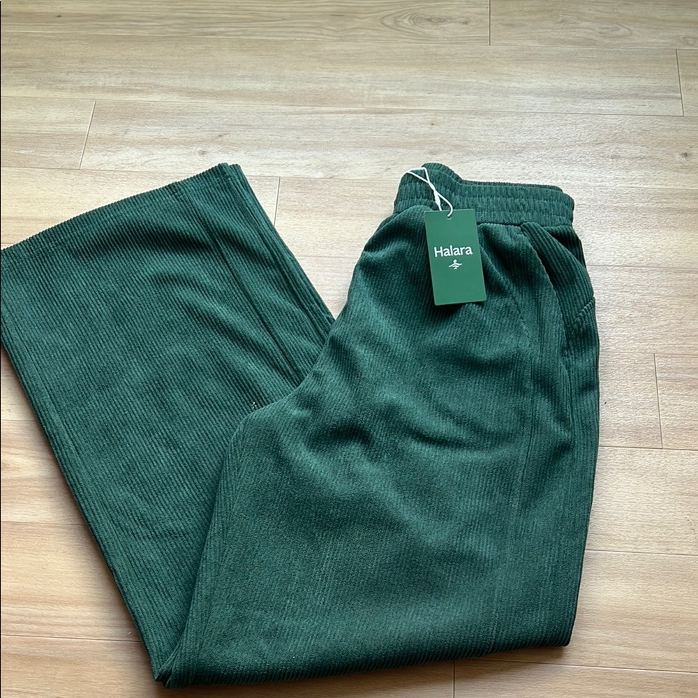 HALARA Women's Deep Green Corduroy Pants